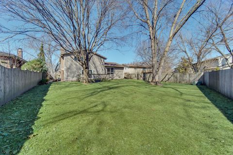 Tiny photo for 519 Charlestown Drive, Bolingbrook, IL 60440 (MLS # 12577433)