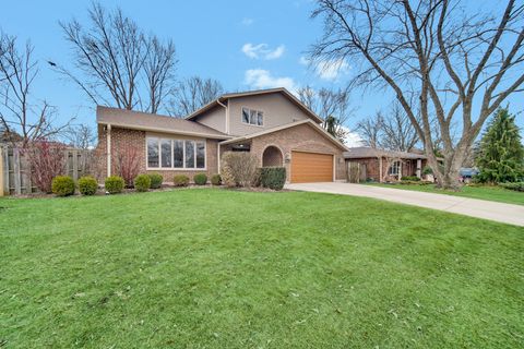 Tiny photo for 519 Charlestown Drive, Bolingbrook, IL 60440 (MLS # 12577433)