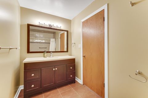 Tiny photo for 519 Charlestown Drive, Bolingbrook, IL 60440 (MLS # 12577433)