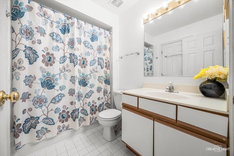 Tiny photo for 308 Chesapeake Lane, Bloomingdale, IL 60108 (MLS # 12703002)