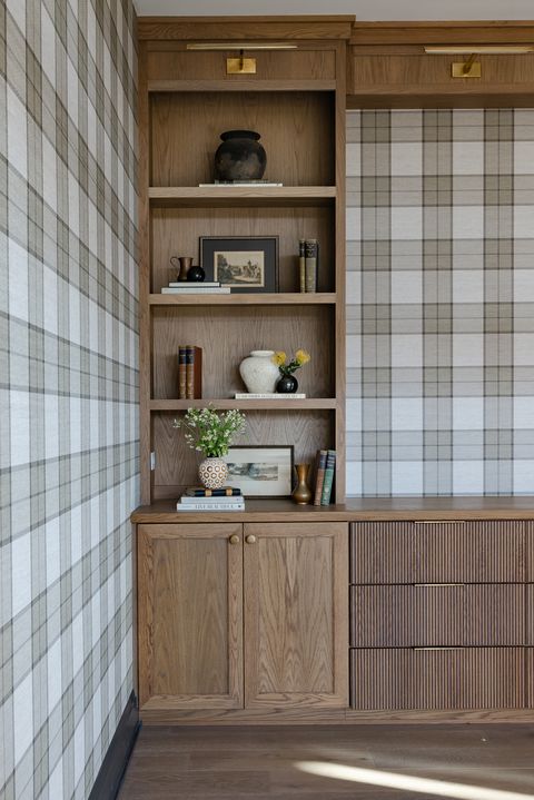 Tiny photo for 837 N Loomis Street, Naperville, IL 60563 (MLS # 12516798)