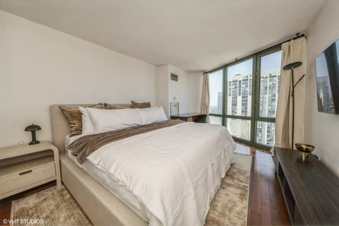 Tiny photo for 111 W Maple Street #2803, Chicago, IL 60610 (MLS # 12489491)