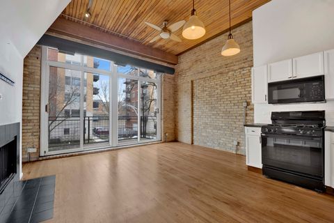 Tiny photo for 2333 W Saint Paul Avenue #227, Chicago, IL 60647 (MLS # 12616938)
