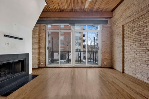 Tiny photo for 2333 W Saint Paul Avenue #227, Chicago, IL 60647 (MLS # 12616938)