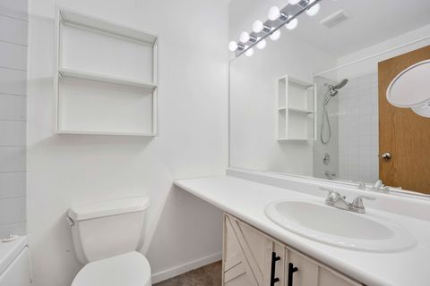 Tiny photo for 2333 W Saint Paul Avenue #227, Chicago, IL 60647 (MLS # 12616938)