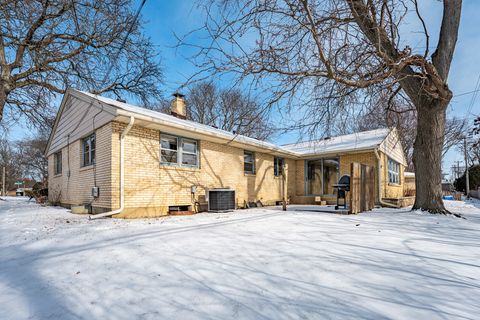 Tiny photo for 1704 WEDEL Avenue, Rockford, IL 61103 (MLS # 12552105)