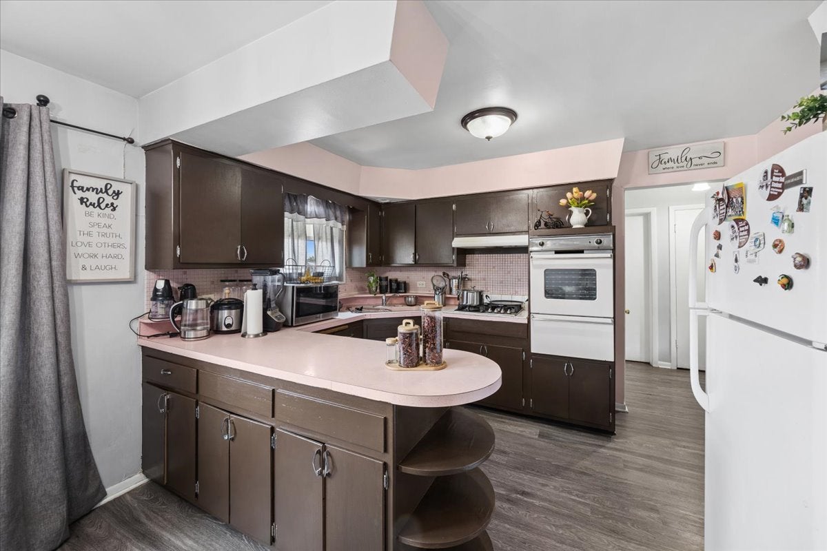 7408 W 58th Street