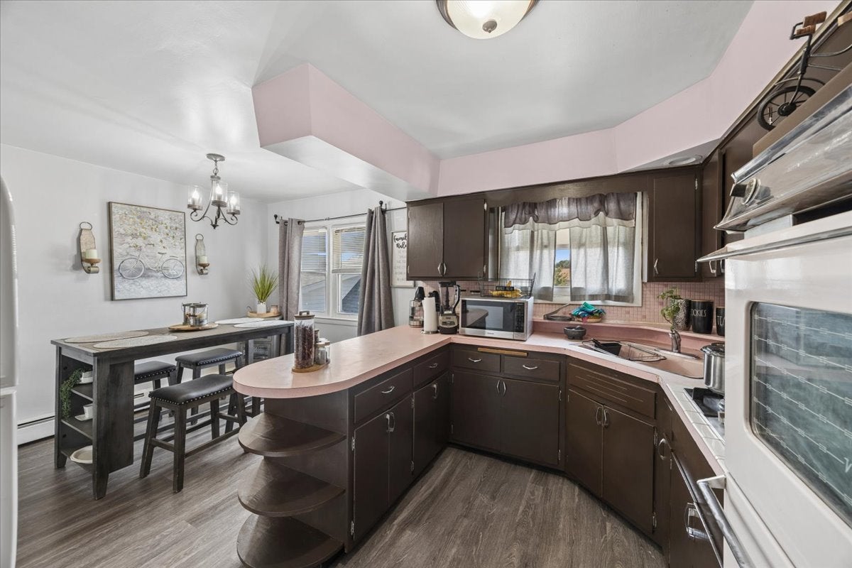 7408 W 58th Street