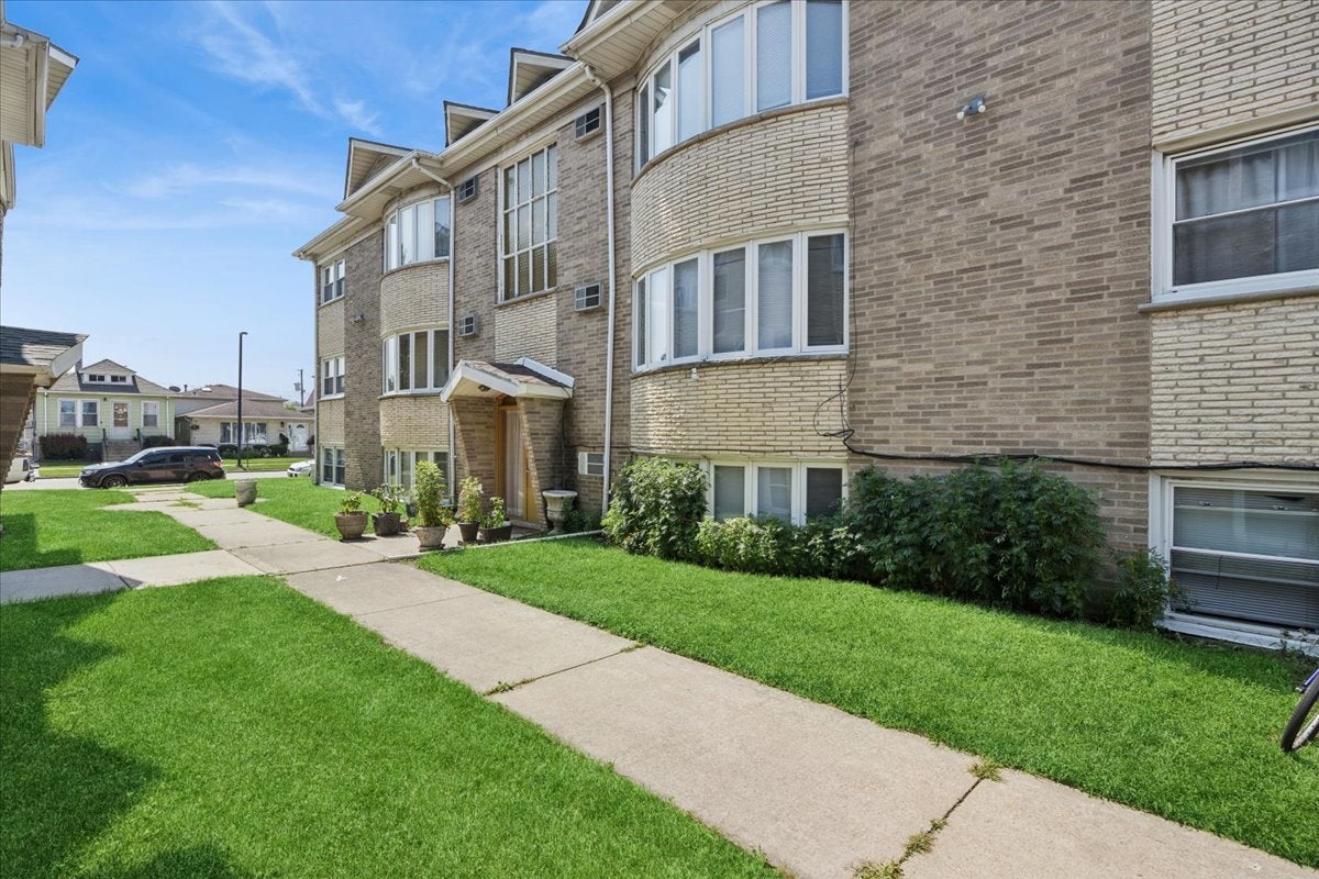 7408 W 58th Street
