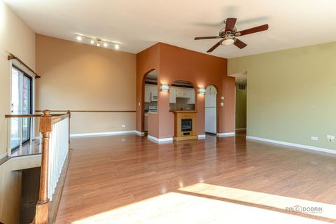 Tiny photo for 494 Tyler Court #494, Vernon Hills, IL 60061 (MLS # 12620762)