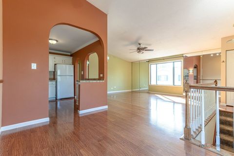 Tiny photo for 494 Tyler Court #494, Vernon Hills, IL 60061 (MLS # 12620762)