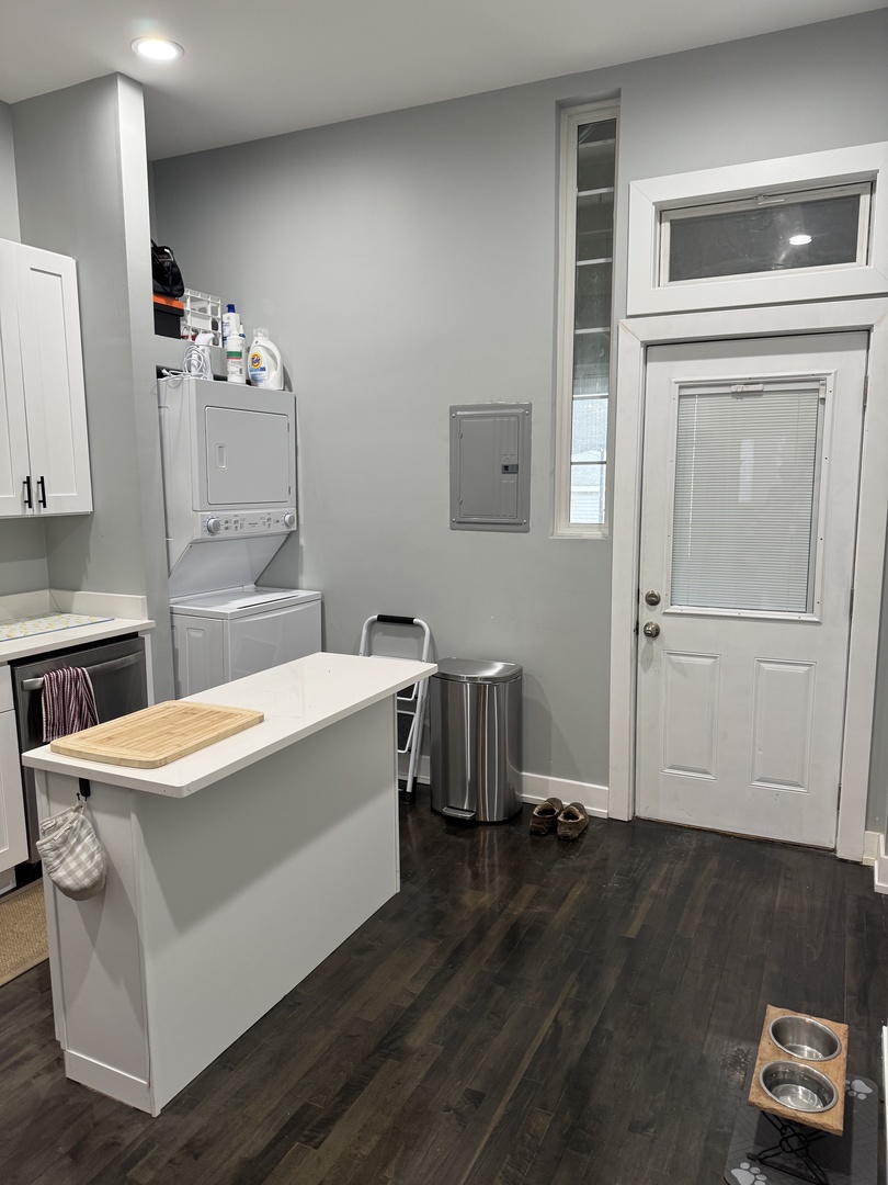 2613 W Cortland Street 1