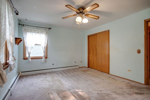 Tiny photo for 33192 N Cove Road, Grayslake, IL 60030 (MLS # 12697255)