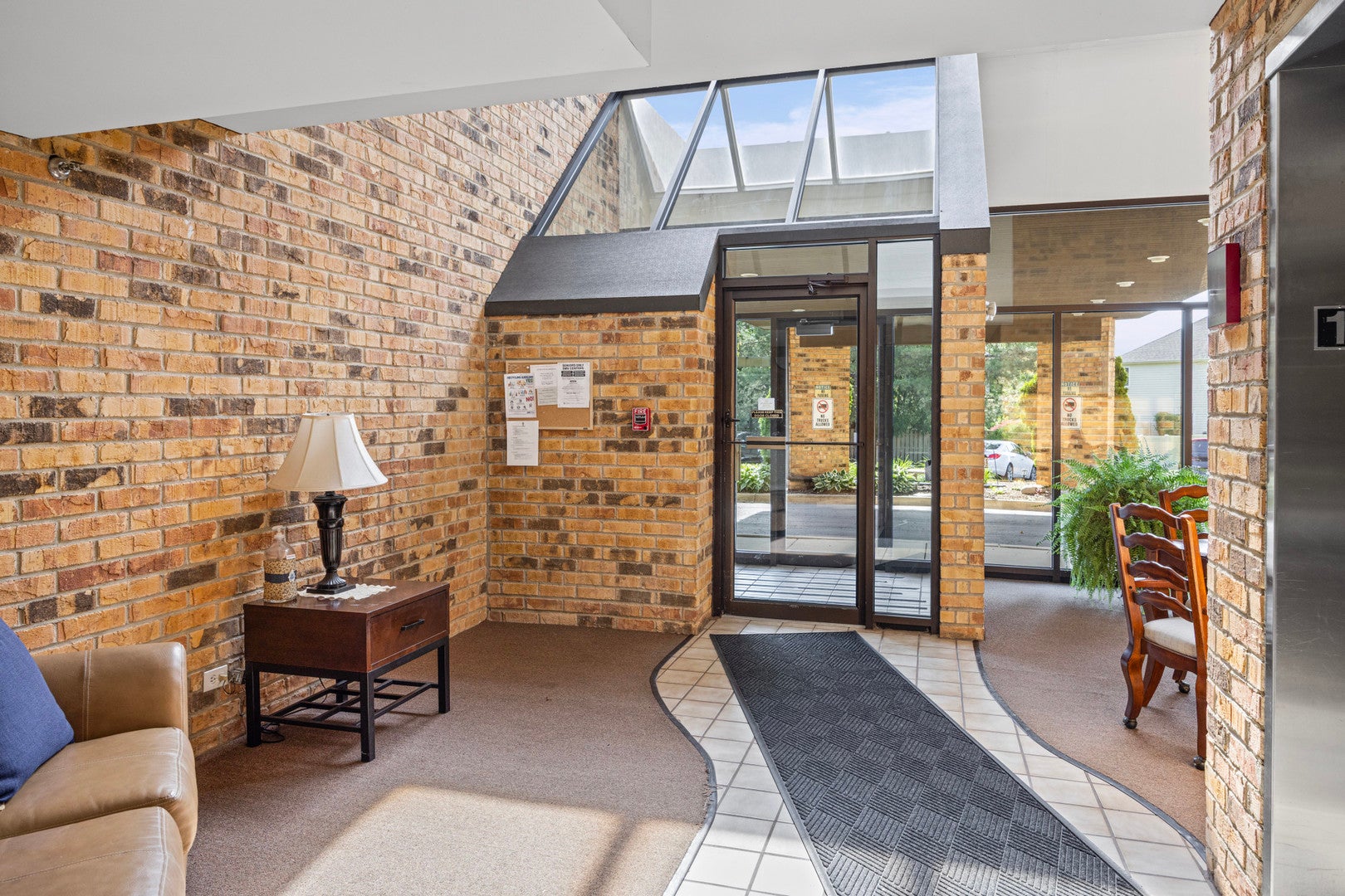 2880 Torrey Pine Lane 1H