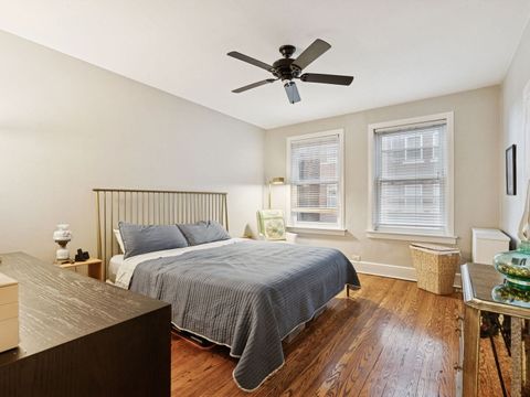 Tiny photo for 1040 W Balmoral Avenue #4B, Chicago, IL 60640 (MLS # 12554988)