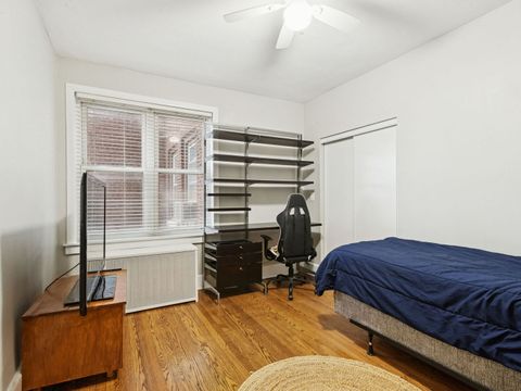 Tiny photo for 1040 W Balmoral Avenue #4B, Chicago, IL 60640 (MLS # 12554988)