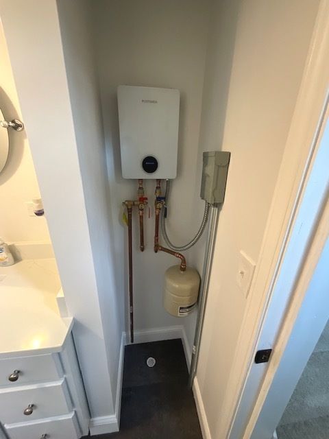 Tiny photo for 1703 Hermon Avenue, Zion, IL 60099 (MLS # 12406400)