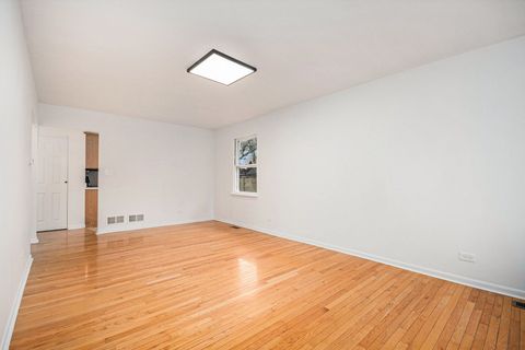 Tiny photo for 124 S Reed Street, Joliet, IL 60436 (MLS # 12536009)