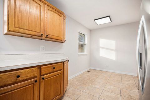 Tiny photo for 124 S Reed Street, Joliet, IL 60436 (MLS # 12536009)