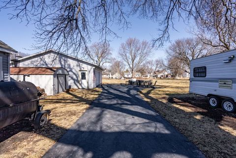 Tiny photo for 321 E Park Street, Geneseo, IL 61254 (MLS # 12589991)