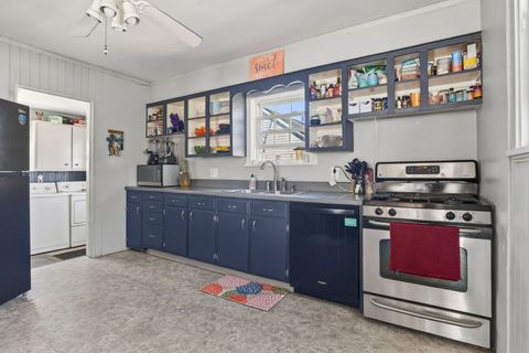 Tiny photo for 321 E Park Street, Geneseo, IL 61254 (MLS # 12589991)