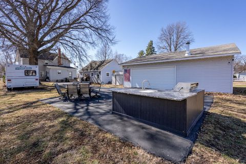 Tiny photo for 321 E Park Street, Geneseo, IL 61254 (MLS # 12589991)