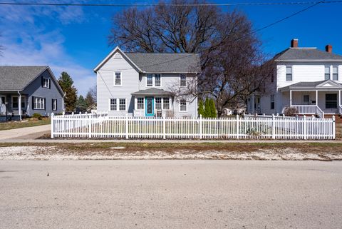 Tiny photo for 321 E Park Street, Geneseo, IL 61254 (MLS # 12589991)