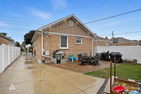 Tiny photo for 3535 Ernst Street, Franklin Park, IL 60131 (MLS # 12488959)