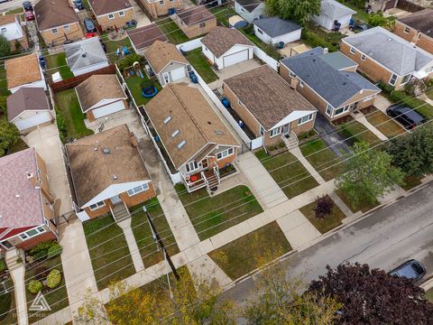 Tiny photo for 3535 Ernst Street, Franklin Park, IL 60131 (MLS # 12488959)