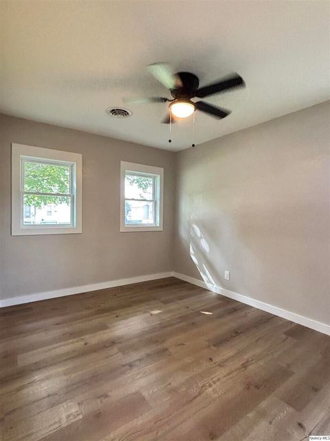 Tiny photo for 20 Randolph, Carthage, IL 62321 (MLS # 12471653)