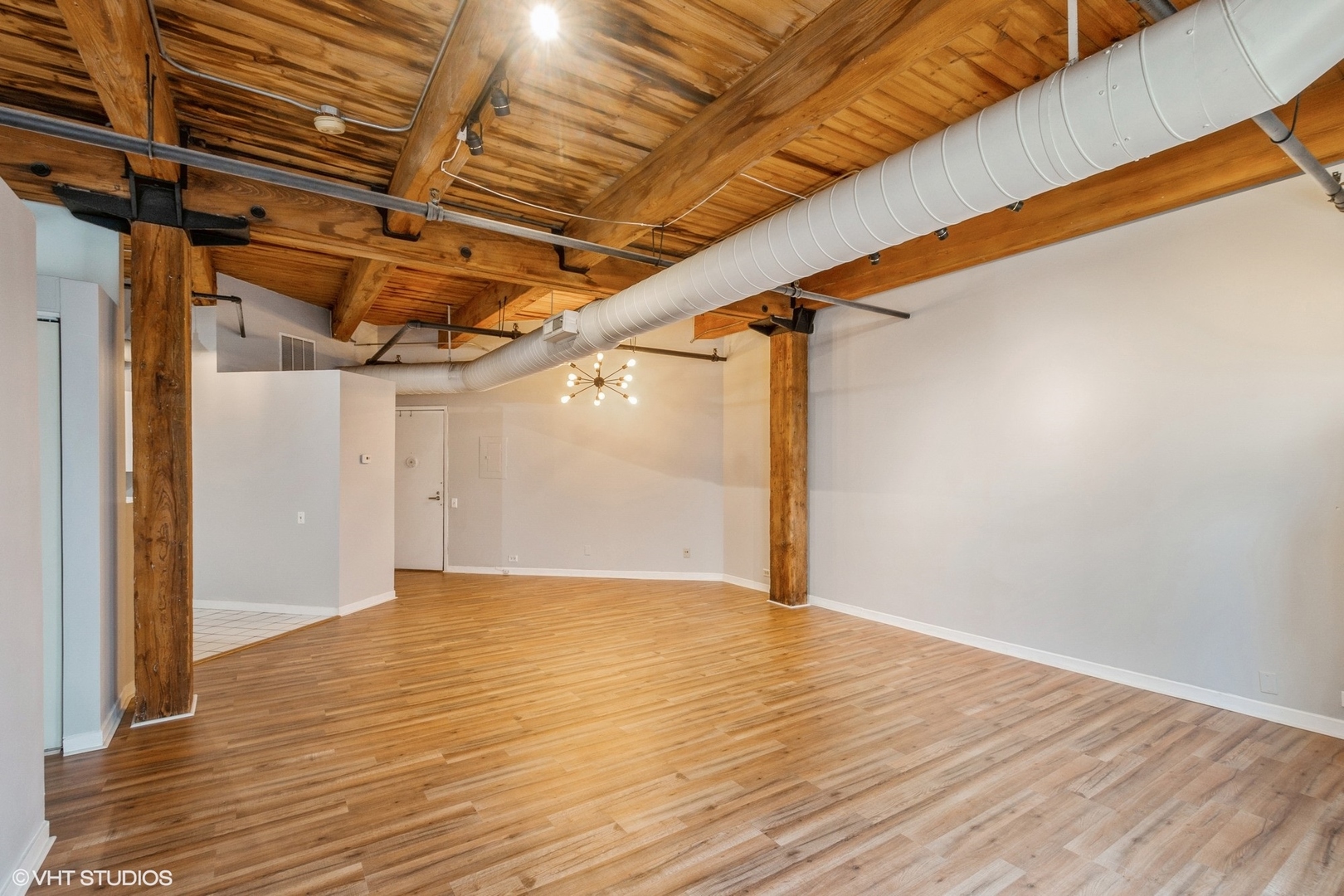 225 W HURON Street 316