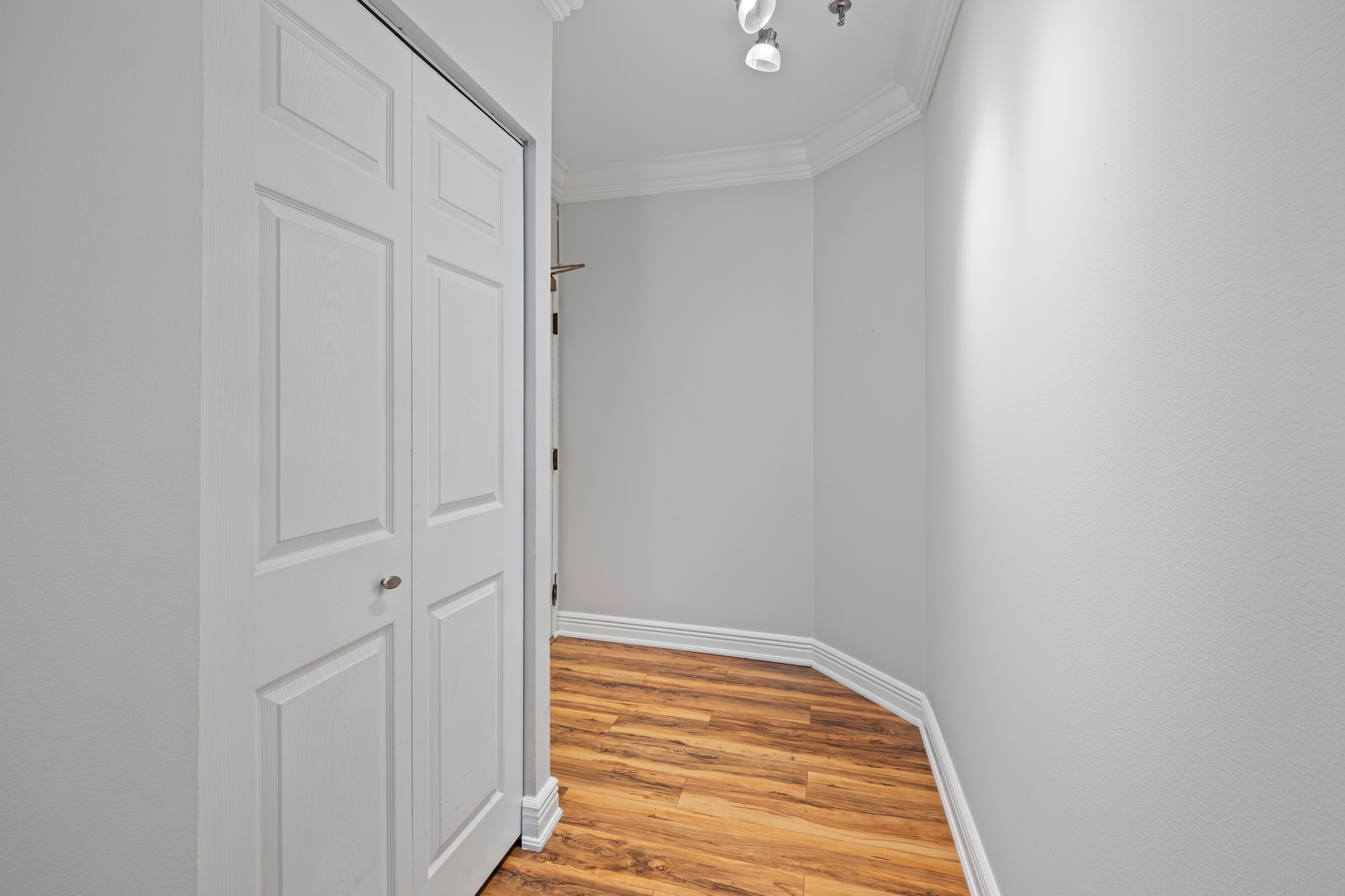 780 S Federal Street 407