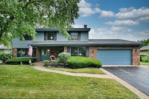 Tiny photo for 776 S Stuart Avenue, Elmhurst, IL 60126 (MLS # 12677099)