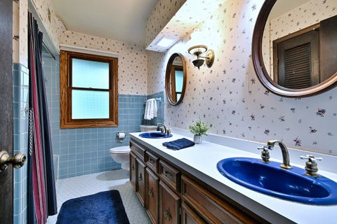 Tiny photo for 776 S Stuart Avenue, Elmhurst, IL 60126 (MLS # 12677099)