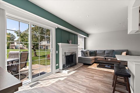 Tiny photo for 14746 Lakeview Drive, Orland Park, IL 60462 (MLS # 12500966)