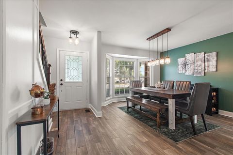 Tiny photo for 14746 Lakeview Drive, Orland Park, IL 60462 (MLS # 12500966)