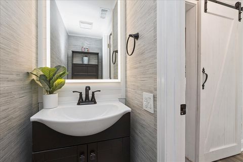 Tiny photo for 14746 Lakeview Drive, Orland Park, IL 60462 (MLS # 12500966)