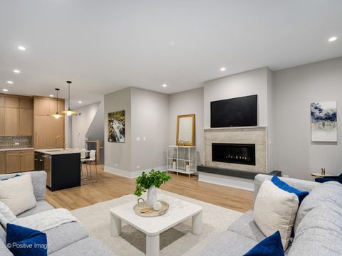 Tiny photo for 1029 N Winchester Avenue #1, Chicago, IL 60612 (MLS # 12535003)