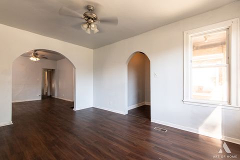 Tiny photo for 8136 S Manistee Avenue, Chicago, IL 60617 (MLS # 12597063)