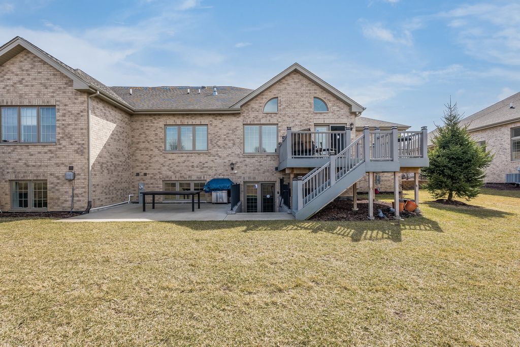 listing image 24