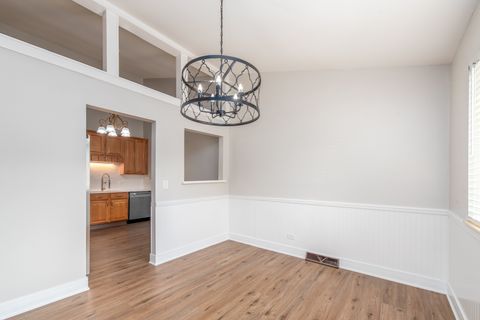 Tiny photo for 730 Circle Drive, Roselle, IL 60172 (MLS # 12498982)