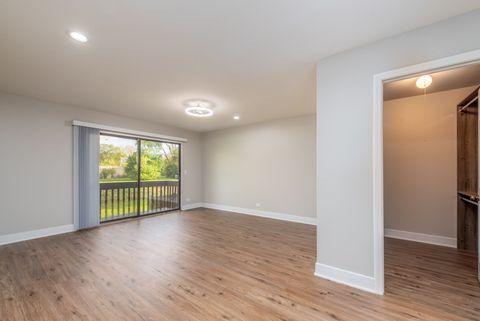 Tiny photo for 730 Circle Drive, Roselle, IL 60172 (MLS # 12498982)