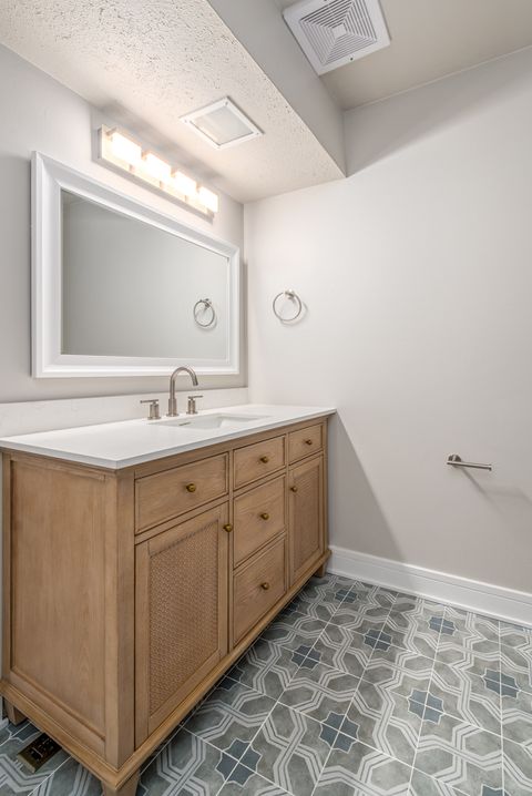 Tiny photo for 730 Circle Drive, Roselle, IL 60172 (MLS # 12498982)