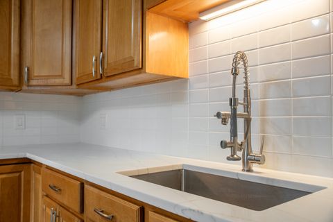 Tiny photo for 730 Circle Drive, Roselle, IL 60172 (MLS # 12498982)