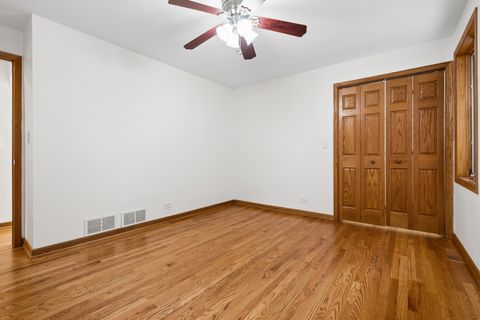 Tiny photo for 3500 S Lowe Avenue, Chicago, IL 60609 (MLS # 12596498)