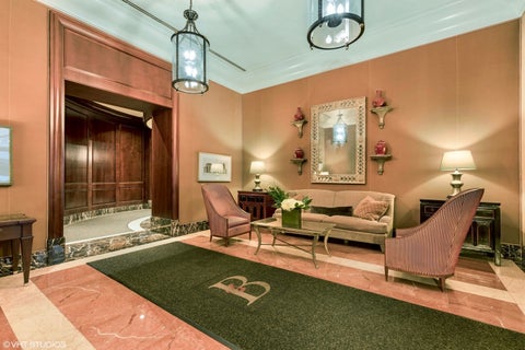 Tiny photo for 57 E Delaware Place #3905, Chicago, IL 60611 (MLS # 12708214)