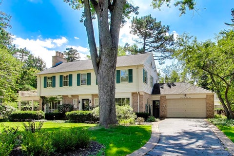 Photo of 2929 Indianwood Road, Wilmette, IL 60091 (MLS # 12795628)