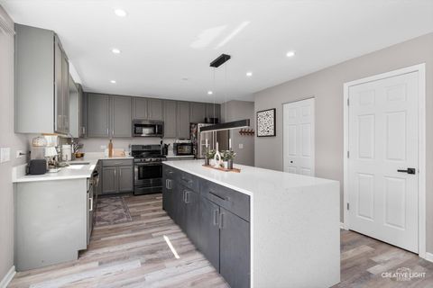 Tiny photo for 8102 Wood River Street, Joliet, IL 60431 (MLS # 12484503)