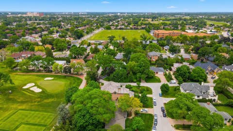 Tiny photo for 809 Edgemont Lane, Park Ridge, IL 60068 (MLS # 12670039)