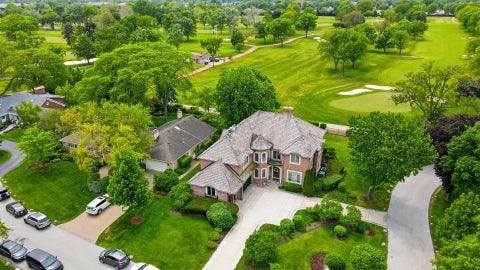 Tiny photo for 809 Edgemont Lane, Park Ridge, IL 60068 (MLS # 12670039)